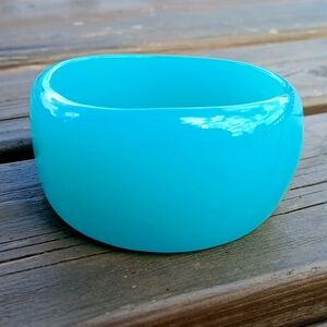 Vibrant Aqua Teal Blue Retro Plastic Bangle Bracelet